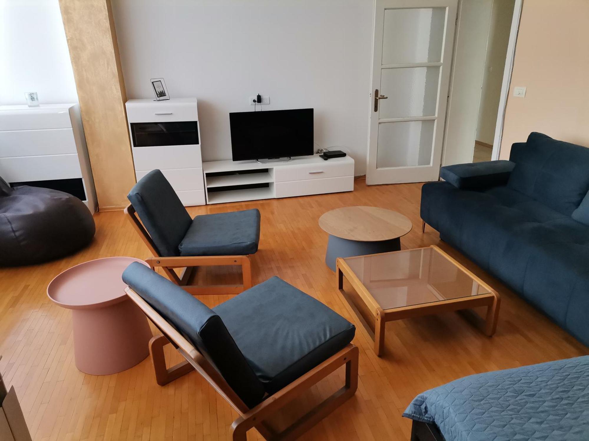 Calla 4 Apartment - Main Square, In The City Shopping Center - Parking Slot With Securiti And Video Camera Üsküp Dış mekan fotoğraf