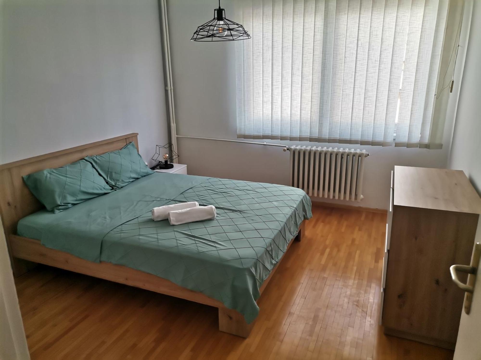 Calla 4 Apartment - Main Square, In The City Shopping Center - Parking Slot With Securiti And Video Camera Üsküp Dış mekan fotoğraf